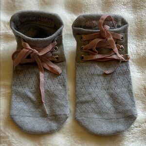 Chic Gray Ankle Socks with Pink Lace-Up